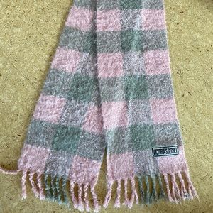 New Victoria secret scarf